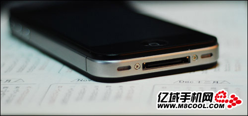 Китайский клон iPhone 4 на базе Android