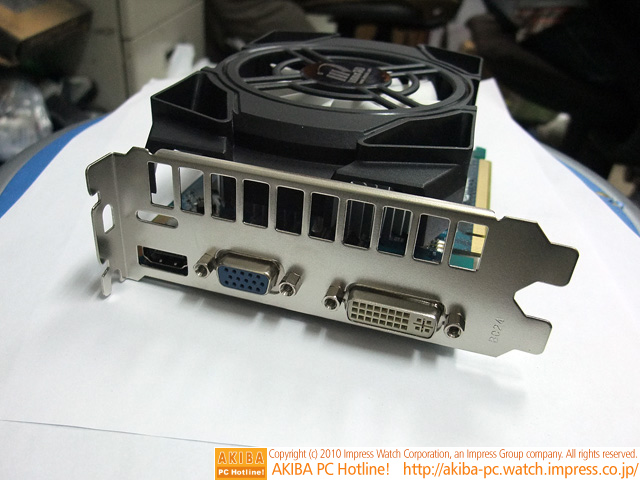 «зелёная» GTX 460SE от Inno3D