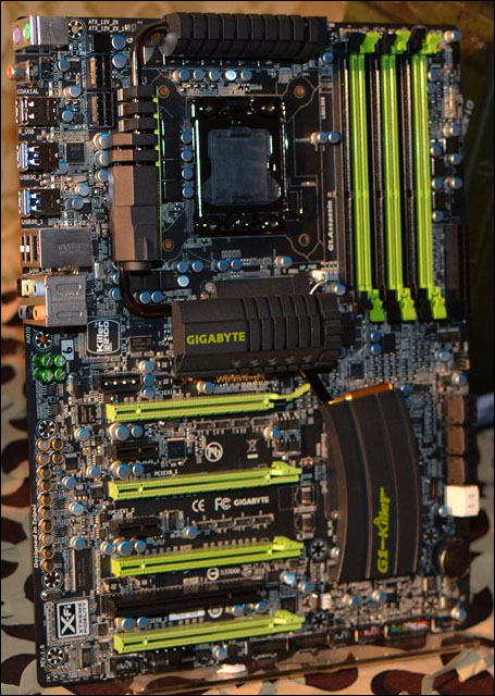 GIGABYTE G1.Assassin GIGABYTE G1.Assassin