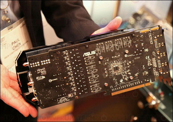 ASUS EAH6970 DirectCu II ASUS EAH6970 DirectCu II
