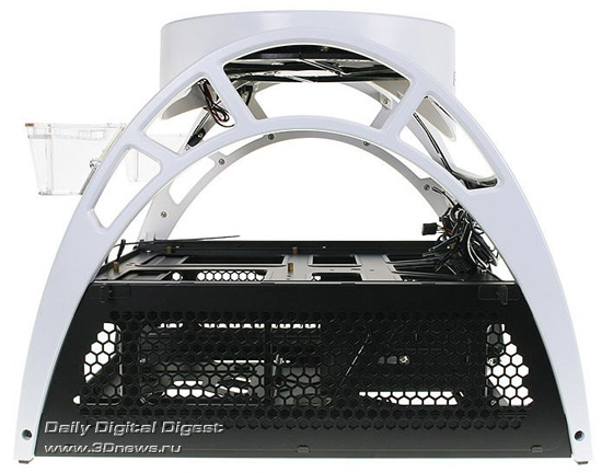 Antec Skeleton White Edition Antec Skeleton White Edition