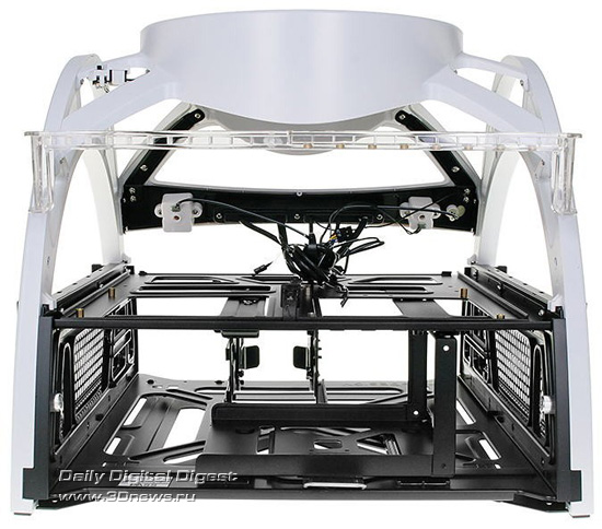 Antec Skeleton White Edition Antec Skeleton White Edition