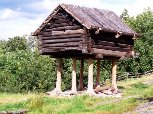 Hut on chicken legs