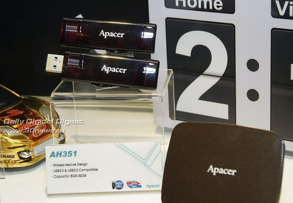 Стенд компании Apacer