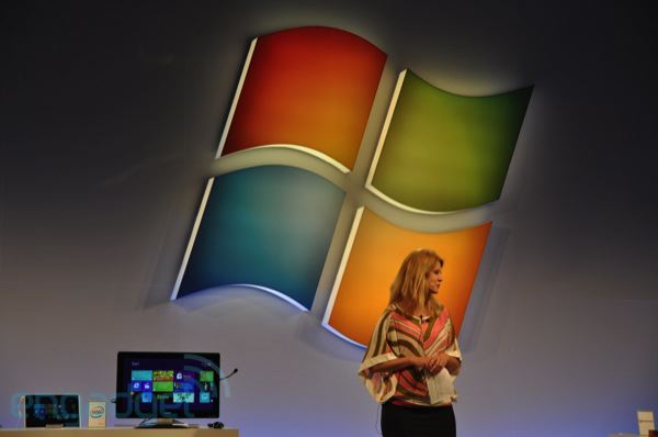 Microsoft представила новый интерфейс Windows 8