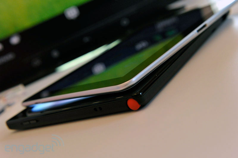 Cравнение Lenovo ThinkPad Tablet и Samsung Galaxy Tab 10.1
