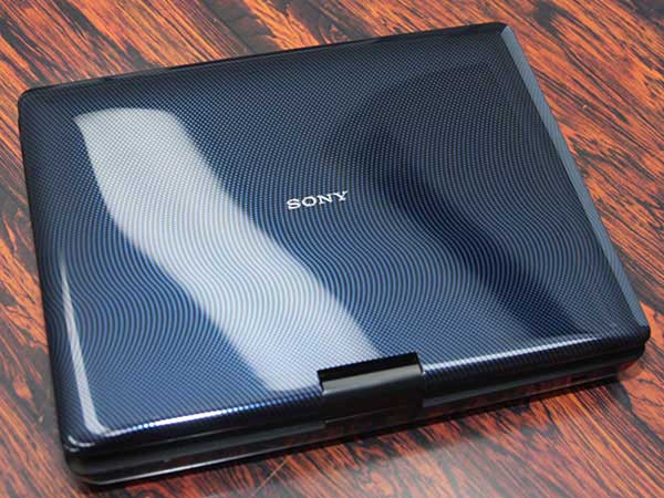 Sony BDP-SX1: портативный проигрыватель Blu-ray/DVD