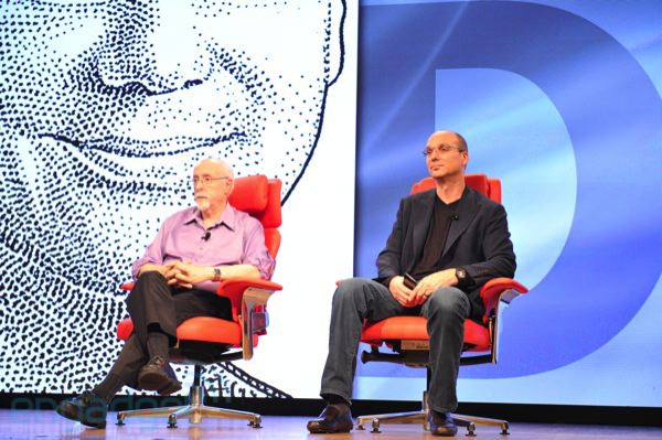 Глава Android-подразделения компании Google Энди Рубин (Andy Rubin) в беседе с обозревателем Wall Street Journal Уолтом Моссбергом (Walt Mossberg)