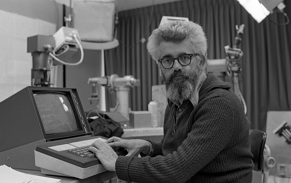 В лаборатории искусственного интеллекта. Стэнфорд. 1974 год В лаборатории искусственного интеллекта. Стэнфорд. 1974 год