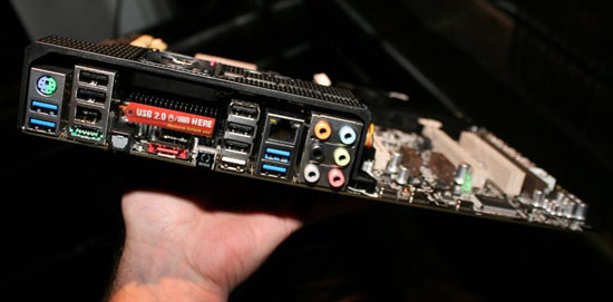 ASUS TUF Series SABERTOOTH X79 ASUS TUF Series SABERTOOTH X79
