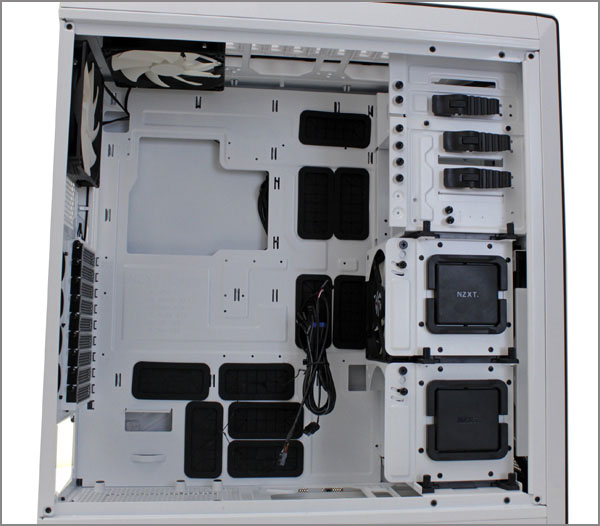 NZXT Switch 810 NZXT Switch 810
