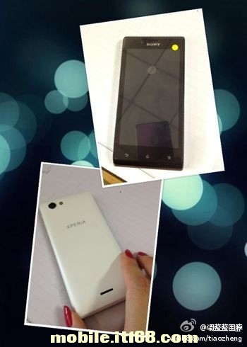 Sony Xperia ST26i Sony Xperia ST26i