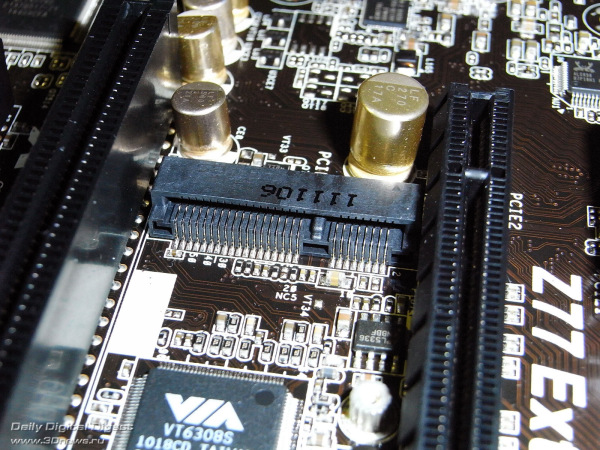  ASRock Z77 Extreme6 mini PCIe 