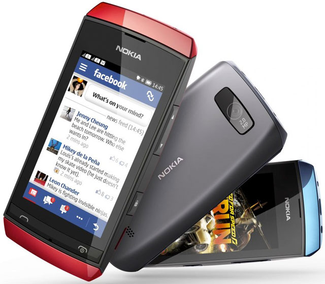  Nokia Asha 305 
