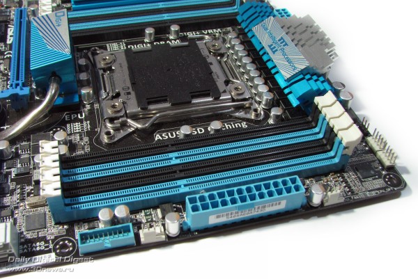  ASUS P9X79 Deluxe DIMMs 