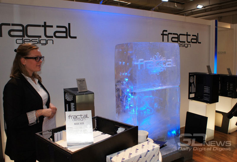 Fractal Design Booth Fractal Design Booth