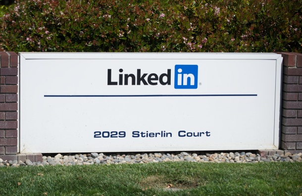 LinkedIn LinkedIn