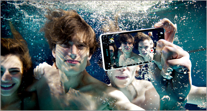 Sony Xperia ZR Sony Xperia ZR