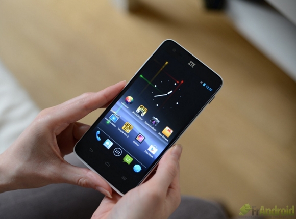 ZTE Grand S Flex ZTE Grand S Flex