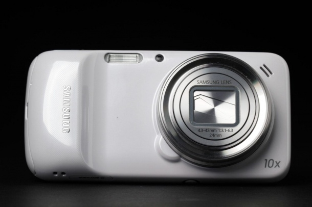  Samsung Galaxy S4 zoom 