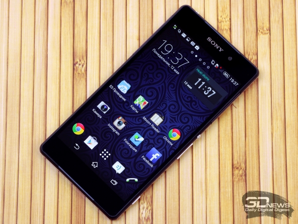  Sony Xperia Z2: first member of Xperia Z family with really good display 