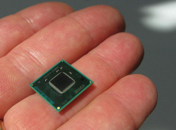  Система-на-чипе Intel 