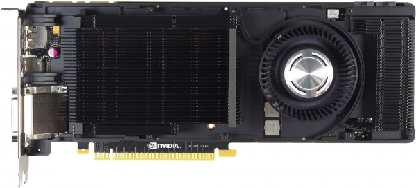 Эталонная графическая карта GeForce GTX 970/980 с установленным радиатором