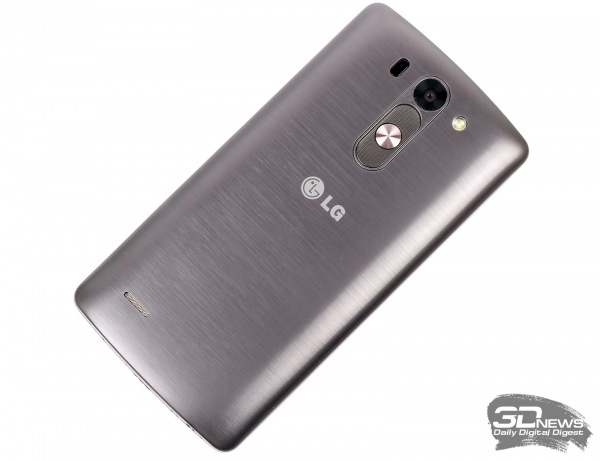 LG G3s LTE – задняя панель 