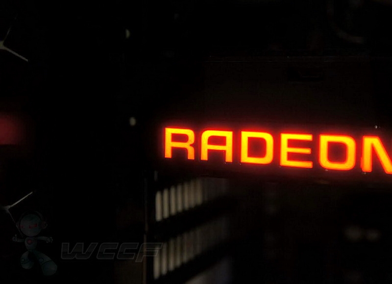 Эталонный дизайн AMD включает в себя светодиодноую подсветку логотипа