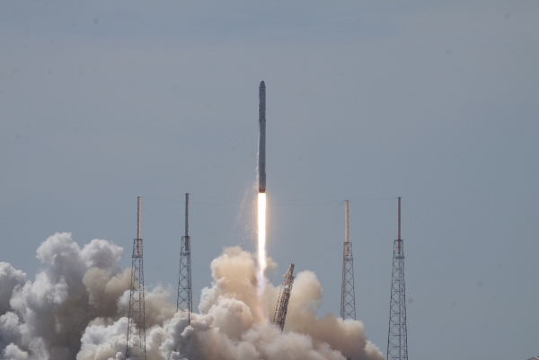  До 28 июня 2015 года казалось, удача никогда не покинет Маска. Поэтому авария ракеты на третьей минуте полета носила ошеломляющий характер 