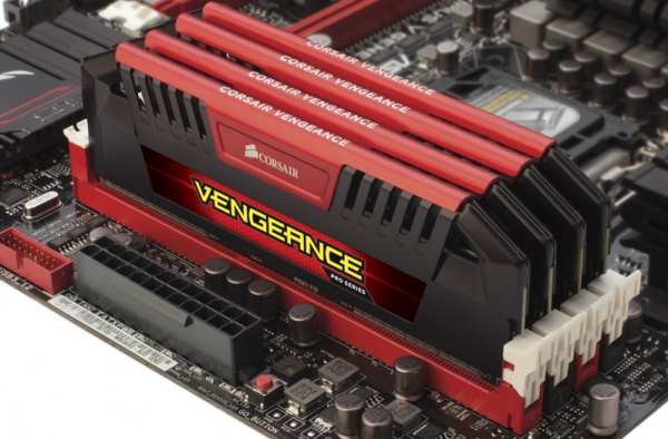  Модули памяти Corsair Vengeance Pro типа DDR3 