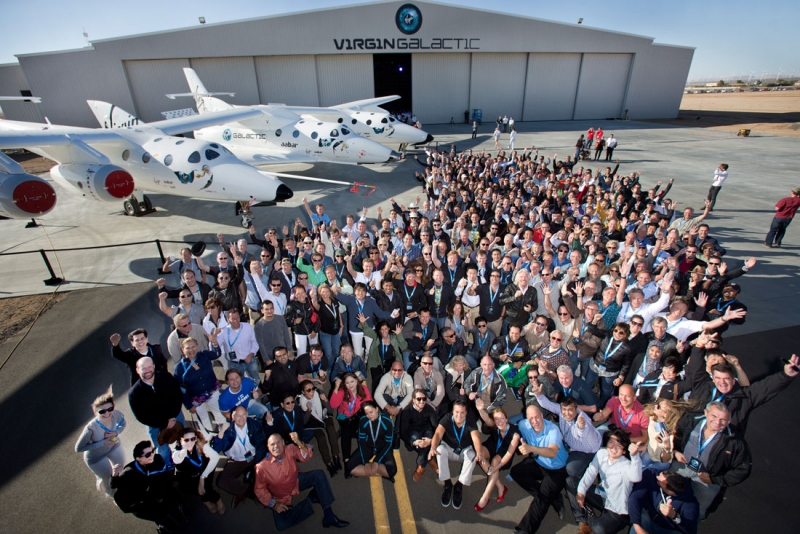  Будущие пассажиры SpaceShipTwo, которые внесли депозит за оплату своего полёта. Фото Virgin Galactic 