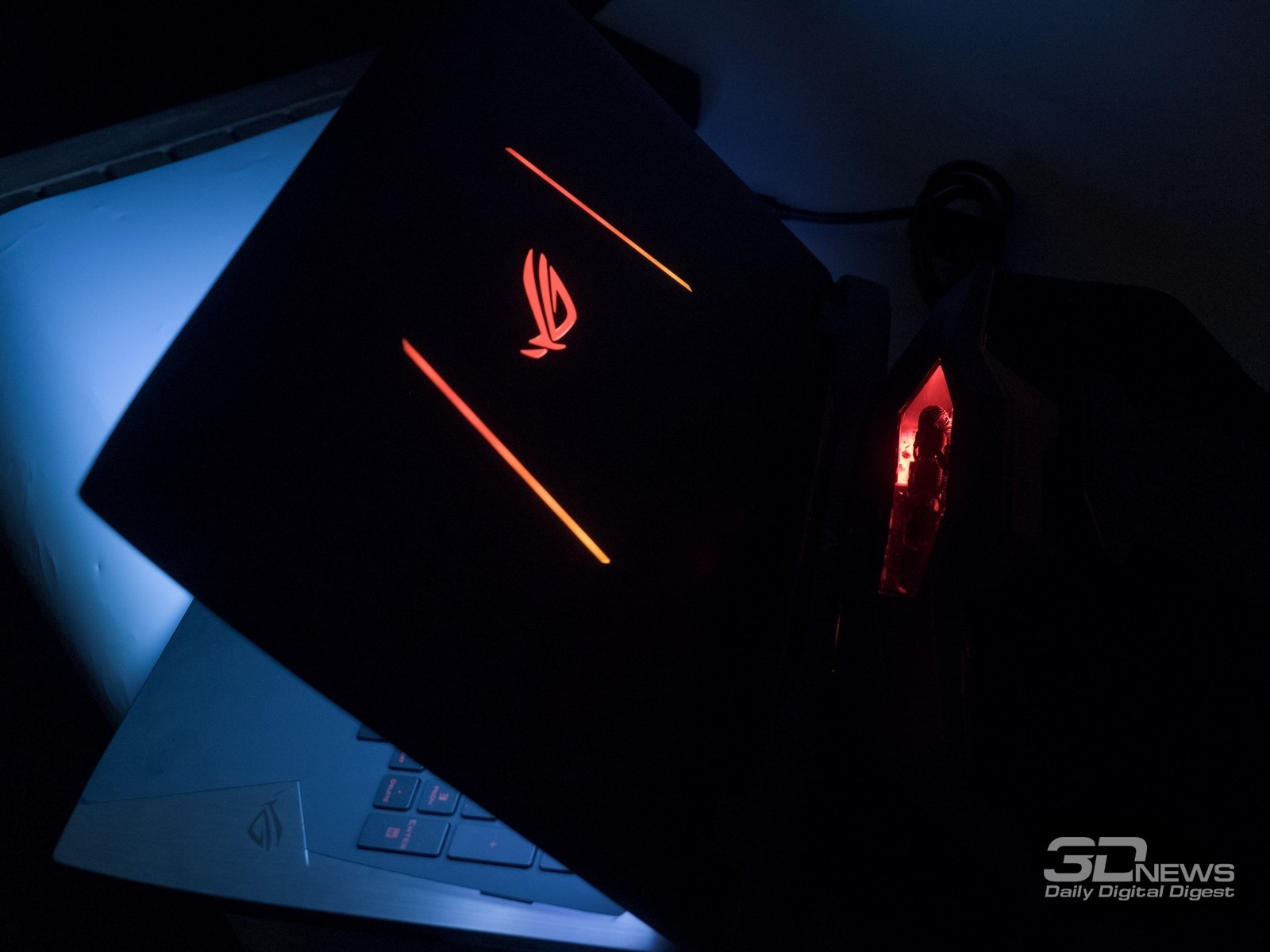 Подсветка на ноутбуке ardor gaming. Ноутбук ASUS ROG подсветка. Ноутбук ASUS игровой с красной подсветкой. Асус игровой ноутбук с подсветкой красный. Асус ноутбук игровой 2020 с подсветкой.