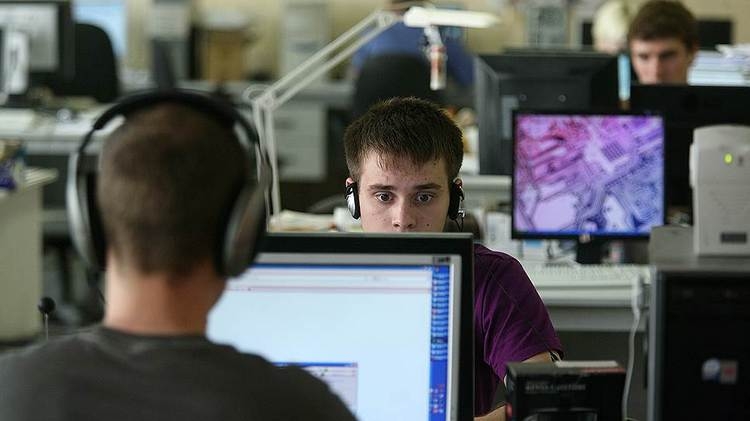 www.kommersant.ru
