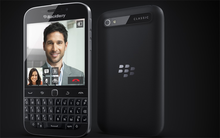  BlackBerry Classic демонстрирует классический подход к конструкции смартфона канадской компании 