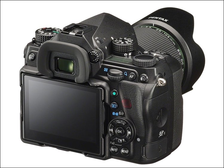 Полнокадровый зеркальный фотоаппарат Pentax K-1 обойдётся в $1800"