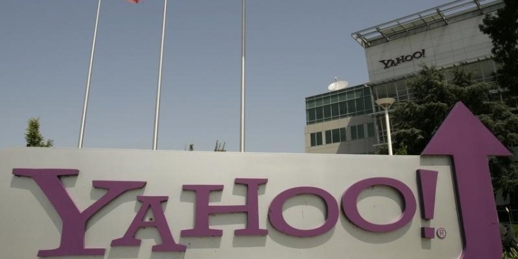 Yahoo готова к продаже основного бизнеса