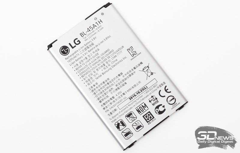  LG K10 LTE – штатный аккумулятор 