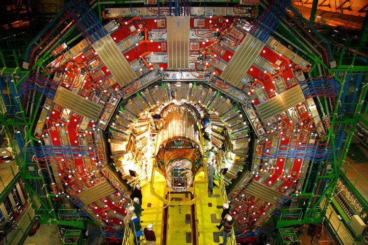 Установка CMS содержит самый большой массив кремниевых датчиков (CERN / Reprint free of charge)