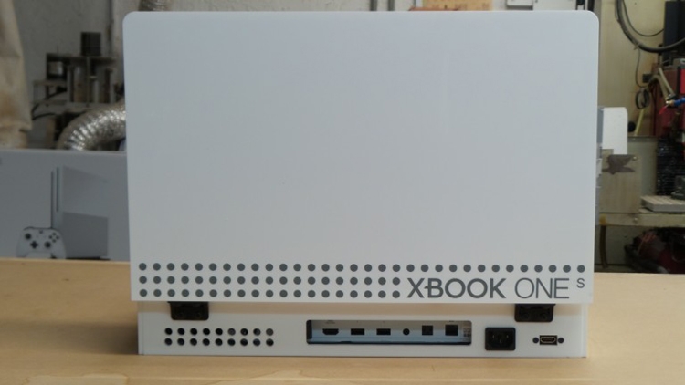 Консоль Xbox One С преобразовали в игровой компьютер
