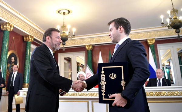 Источник фото: пресс-служба Минкомсвязи РФ