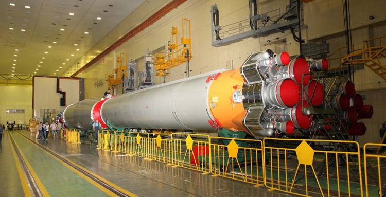 Ракета с очередным грузовым кораблём «Прогресс МС» готовится к старту - «Новости сети»