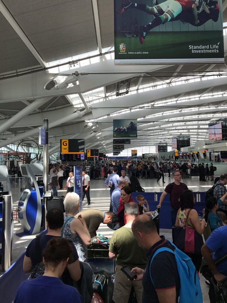 British Airways отменила все рейсы из аэропортов Хитроу и Гатвик из-за компьютерного сбоя - «Новости сети»