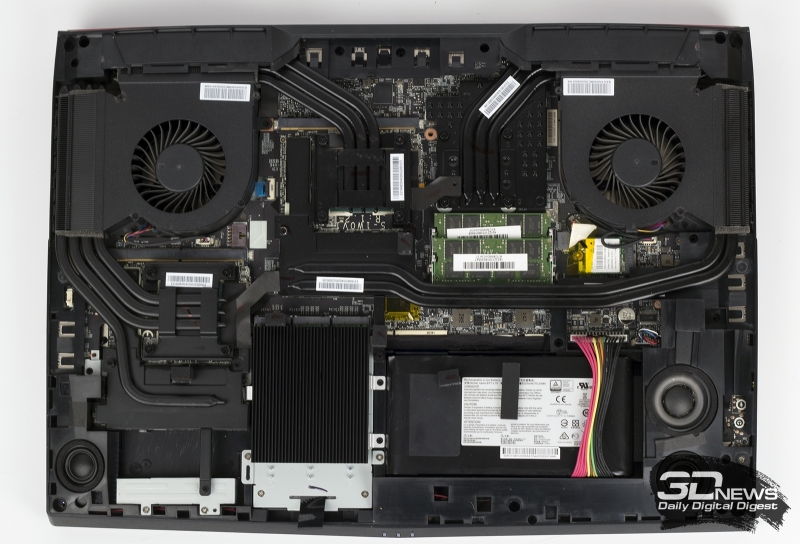 Откровенное фото MSI GT73VR 7RE Titan SLI, у которого пара видеокарт GeForce GTX 1070 подключена при помощи MXM-разъемов