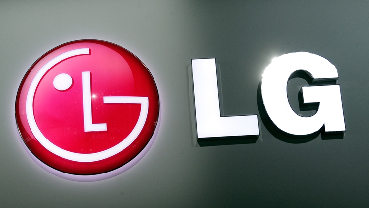 LG: следующий флагманский смартфон станет первым аппаратом с экраном OLED FullVision