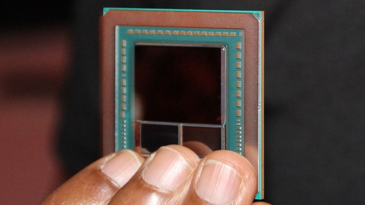  Графический процессор AMD Vega 10 с двумя сборками HBM2 на одной подложке 