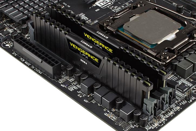 cor2 - Corsair представила
свой самый быстрый комплект памяти DDR4