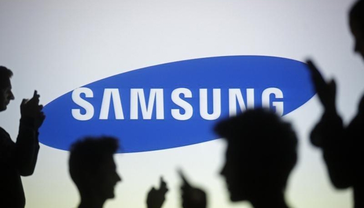 Ждать выхода гибкого смартфона Samsung в 2018 году не стоит