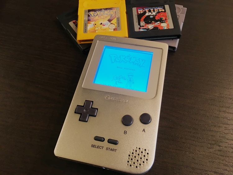 CES 2018: Hyperkin представила свою версию Nintendo Game Boy — Ultra GB"