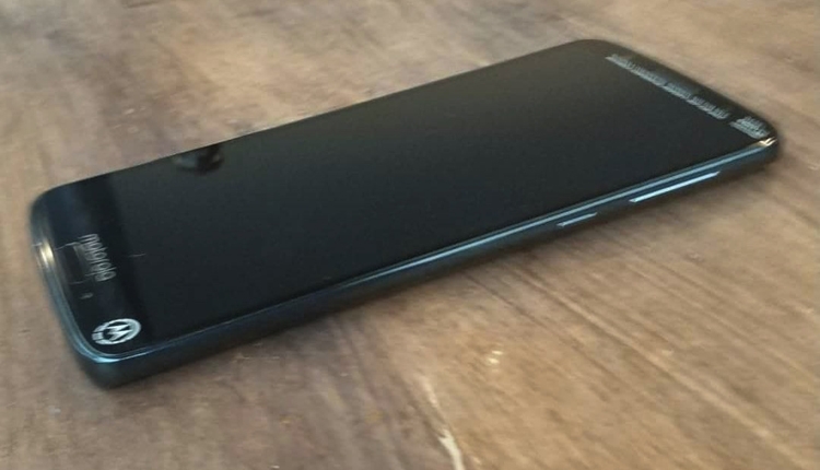 Смартфон Moto G6 Plus замечен на «живых» фотографиях